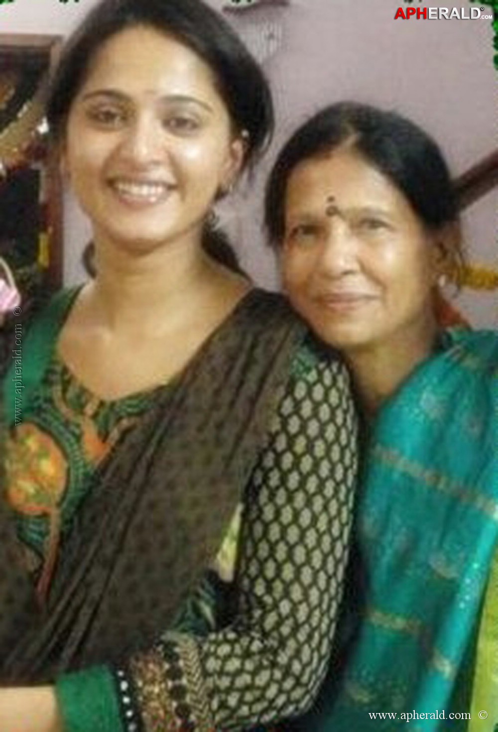 Anushka Shetty Unseen Rare Pics 